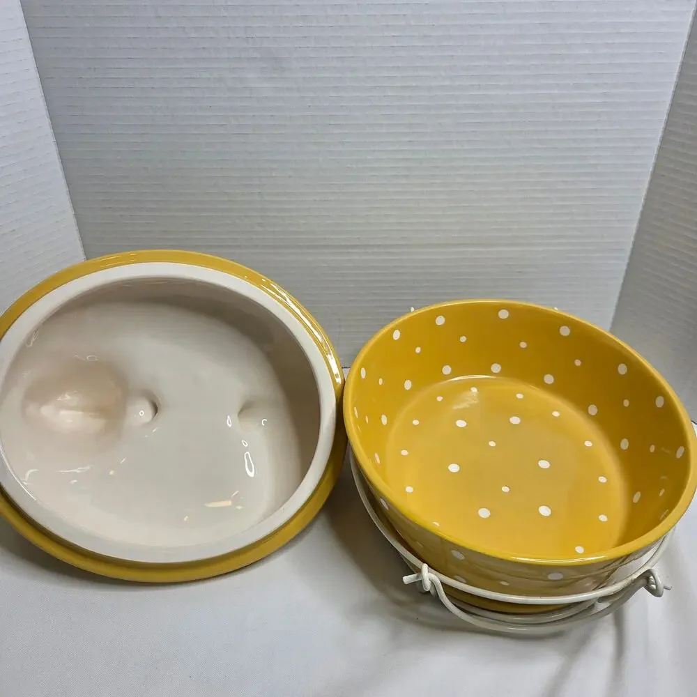 Temp-Tations Ovenware By Tara 2QT Yellow Polka Dot Chicken Bakeware Stoneware